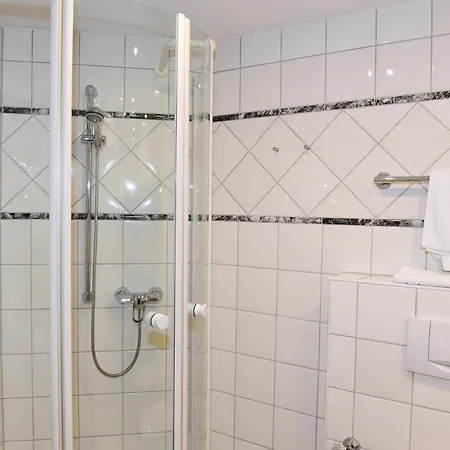 Aslan Kurpark Hotel 4*