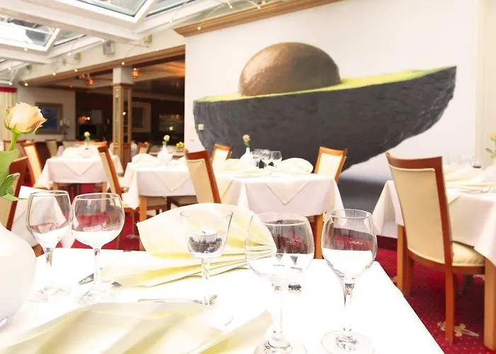 Aslan Kurpark Hotel 4*